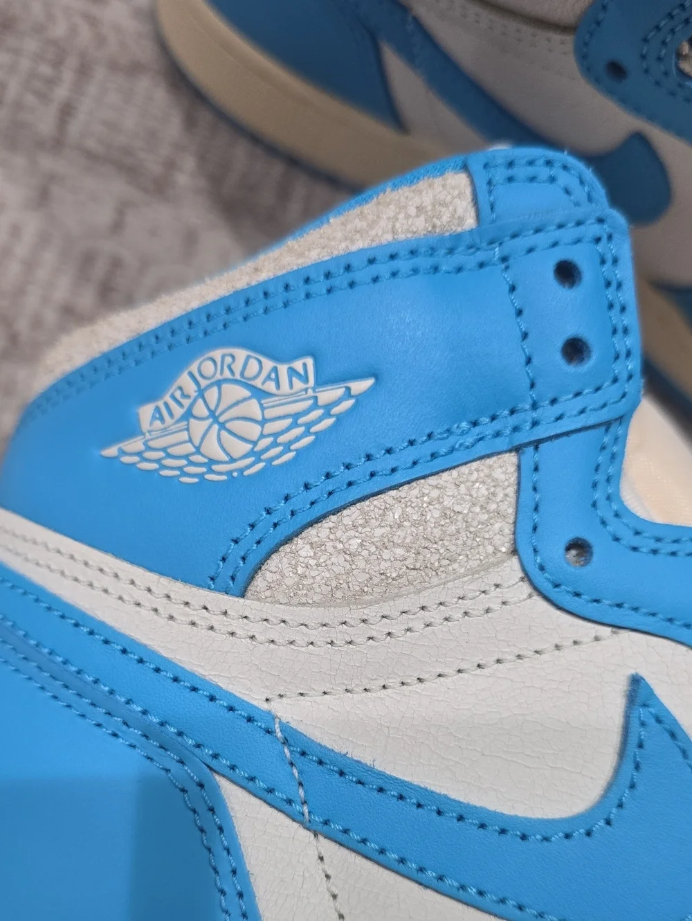 JORDAN UNC Reimagined Retro 1 High OG - Youth, NWOB Size 5.5, Never Used